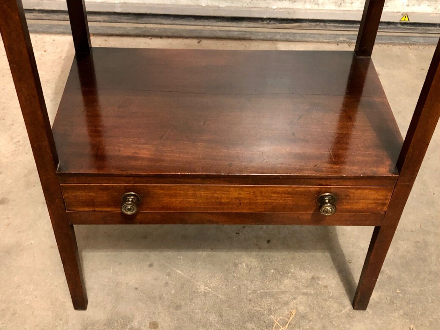 000750....Handsome Georgian Mahogany Washstand With Drawer