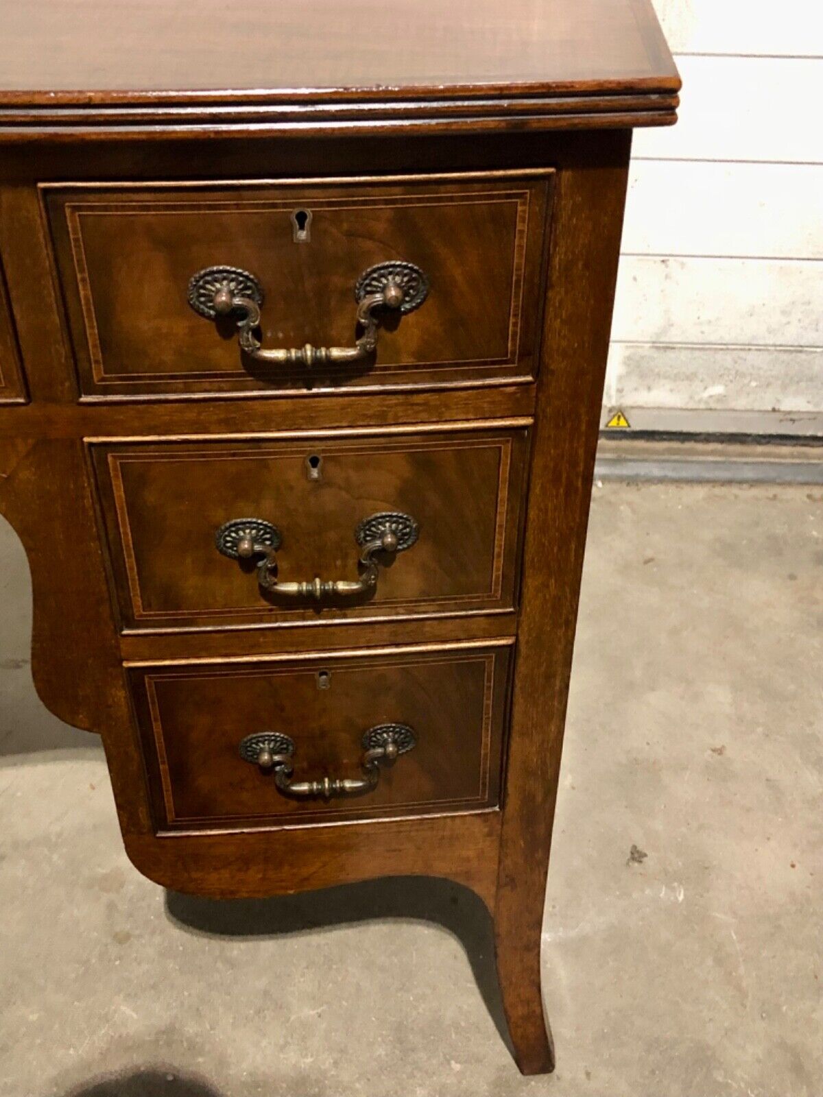 000798....Handsome Vintage Mahogany Dressing Table ( sold )