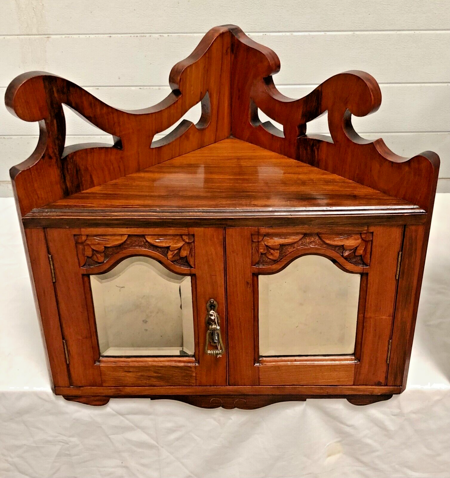 000839....Handsome Pair Of Walnut Wall Cabinets / Antique Corner Cabinets