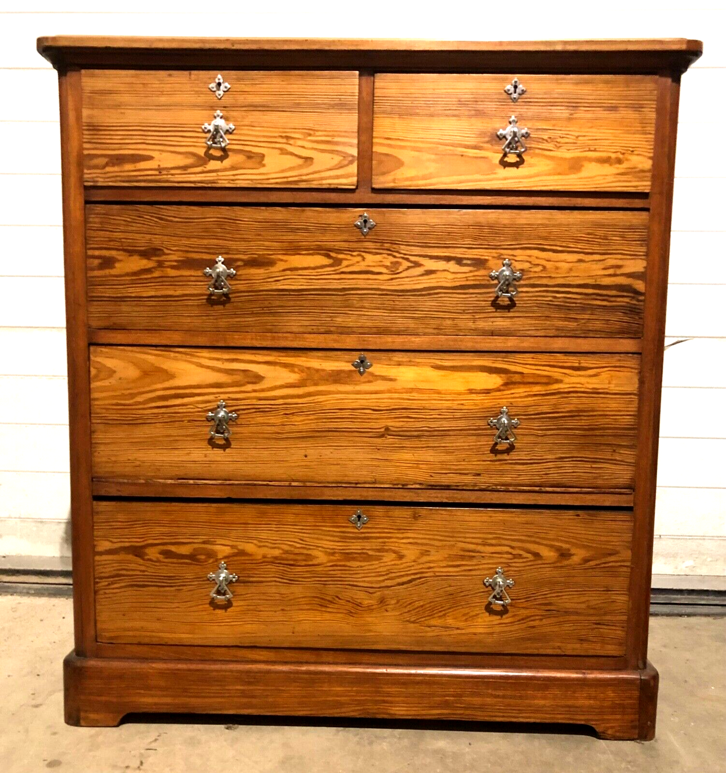 000772....Handsome Antique Pine Chest Of Drawers ( sold )