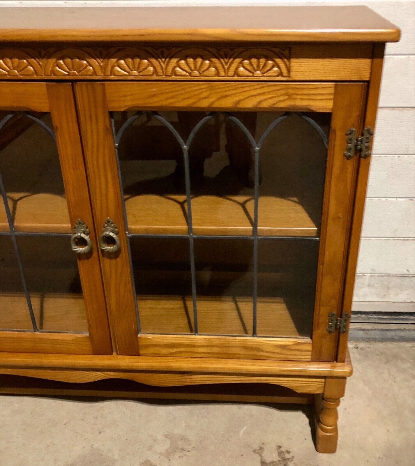 000779....Handsome Vintage Oak Bookcase / Display Cabinet ( sold )