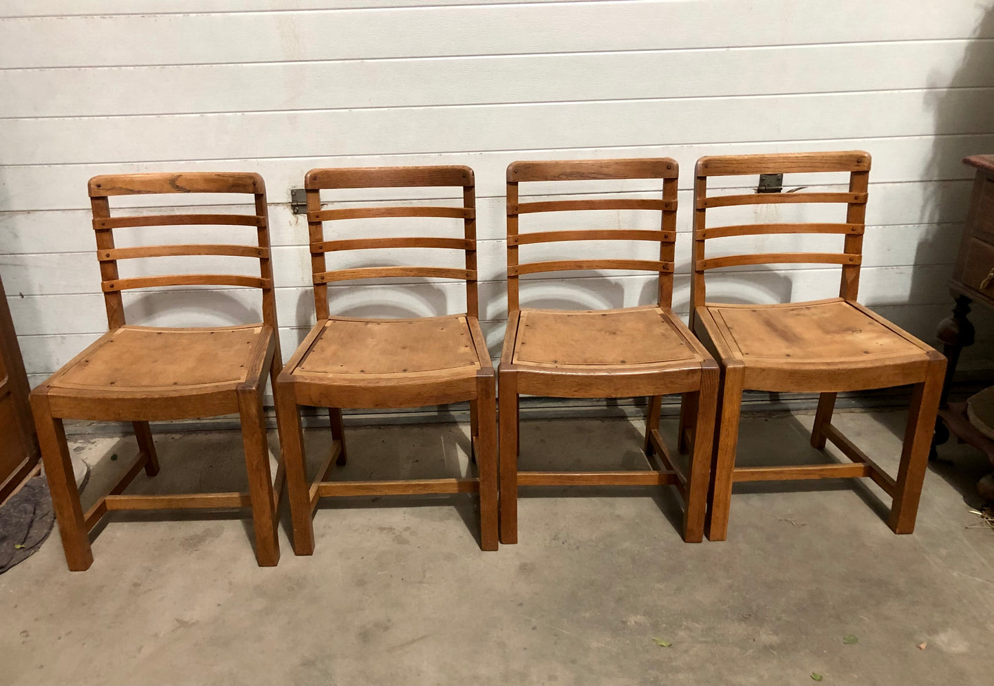 000722....Heal's Table And Four Chairs - Heal's Oak Dining Set ( sold )