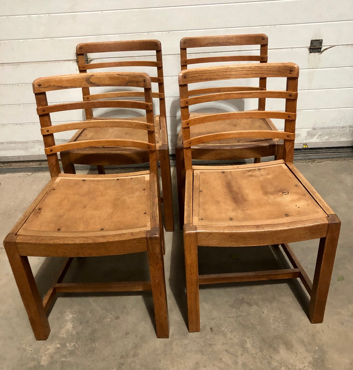 000722....Heal's Table And Four Chairs - Heal's Oak Dining Set ( sold )