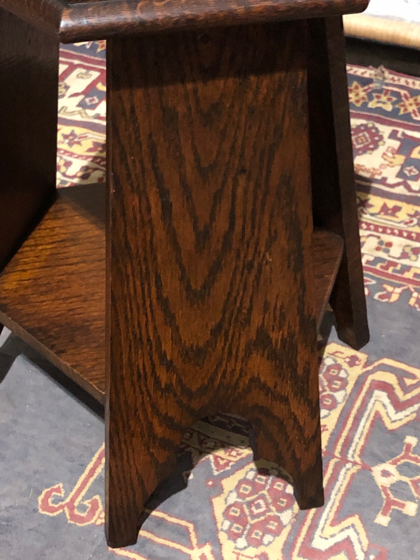000555....Handsome Arts And Crafts Small Oak Table/Plant Stand ( sold )