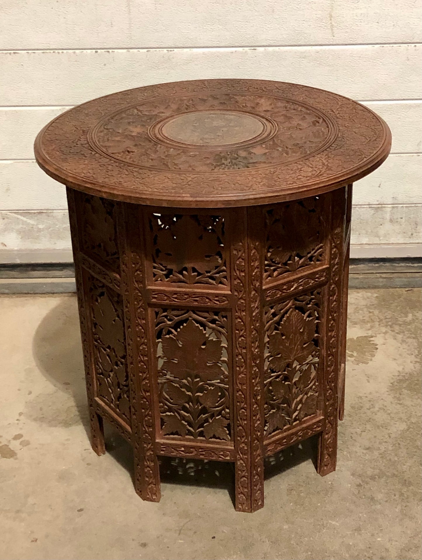 000711.... Handsome Vintage Indian Carved Hardwood Occasional Table
