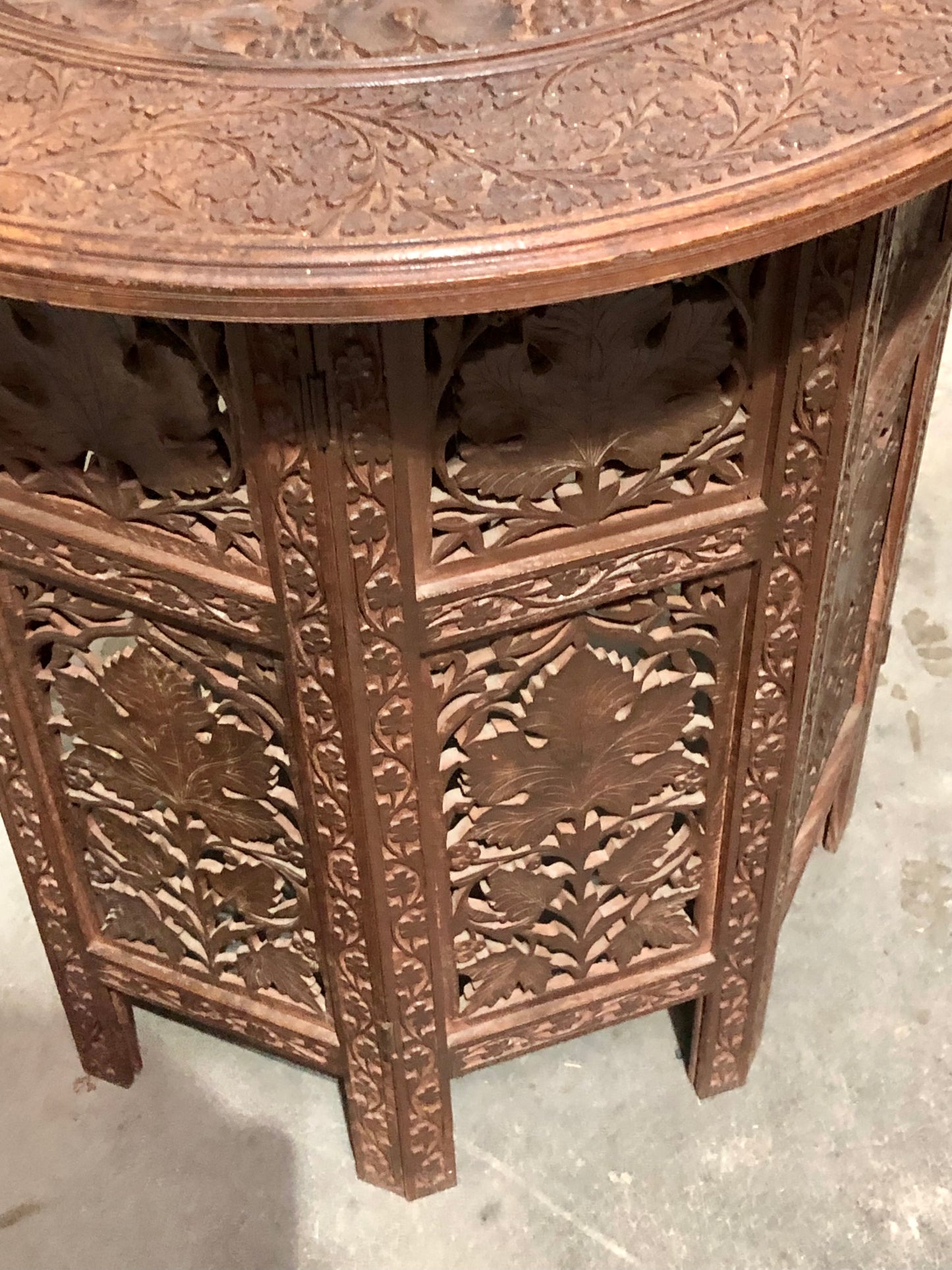 000711.... Handsome Vintage Indian Carved Hardwood Occasional Table