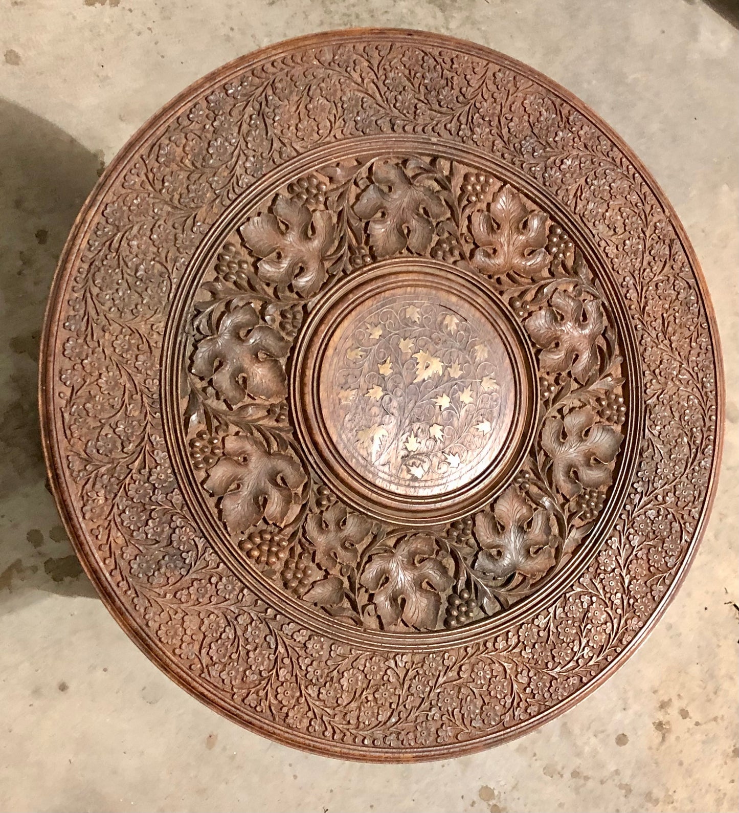 000711.... Handsome Vintage Indian Carved Hardwood Occasional Table