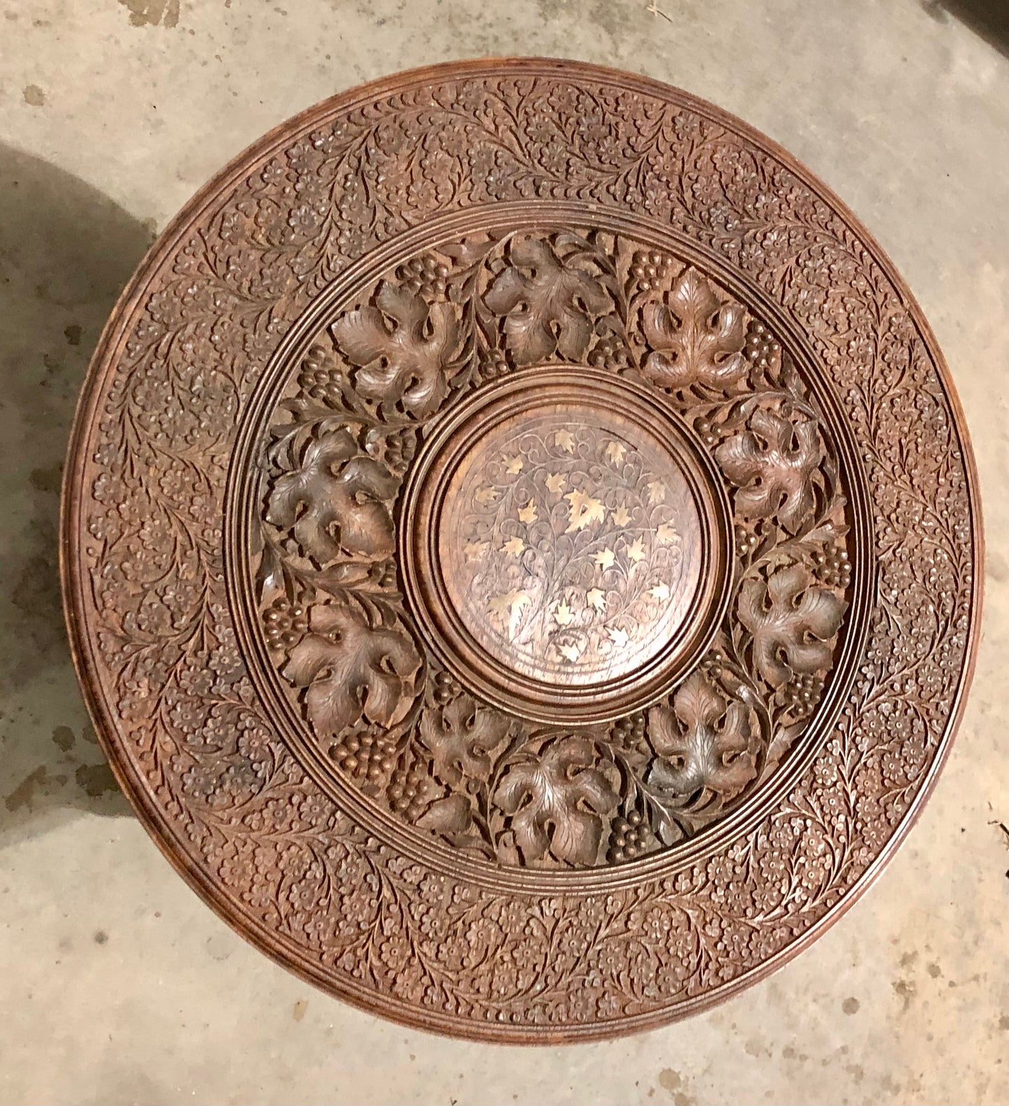 000711.... Handsome Vintage Indian Carved Hardwood Occasional Table