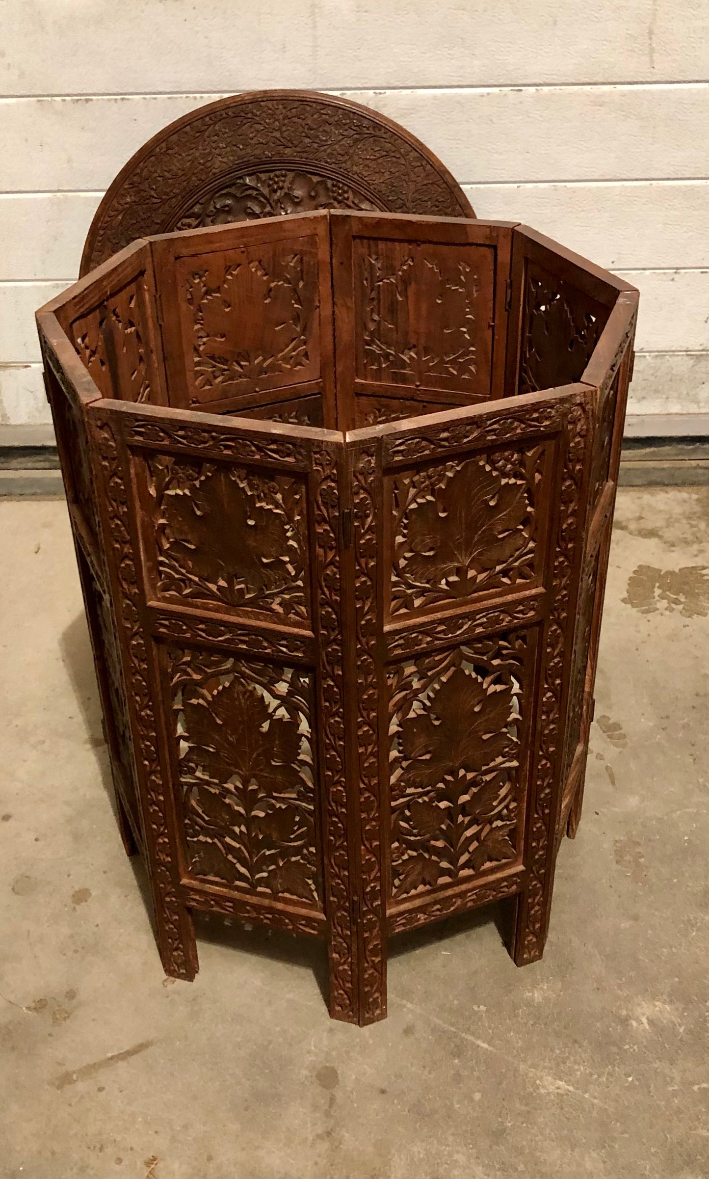 000711.... Handsome Vintage Indian Carved Hardwood Occasional Table