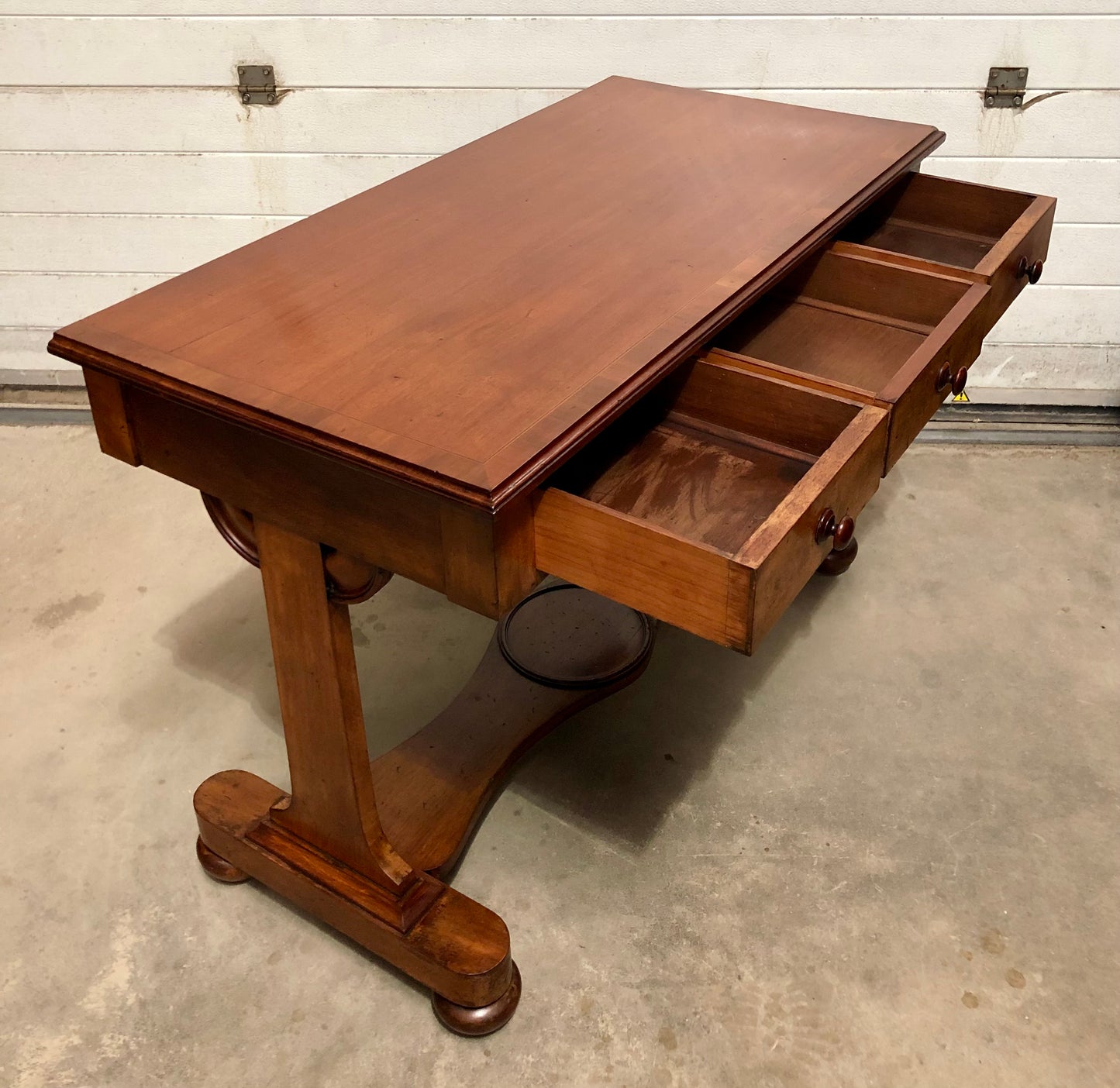 000708....Handsome Antique Mahogany Writing / Hall Table