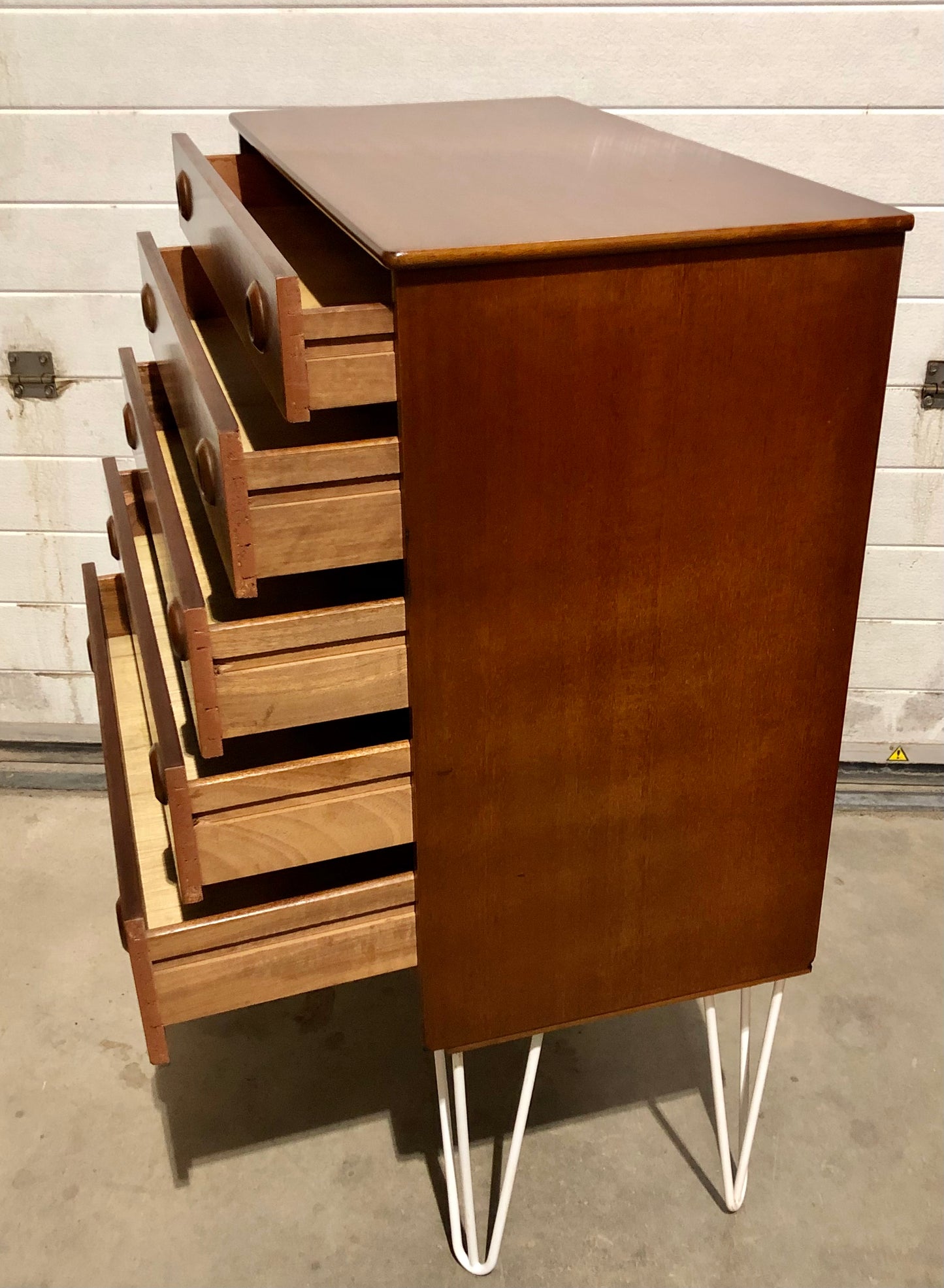 000705....Handsome Retro Teak Chest Of Drawers