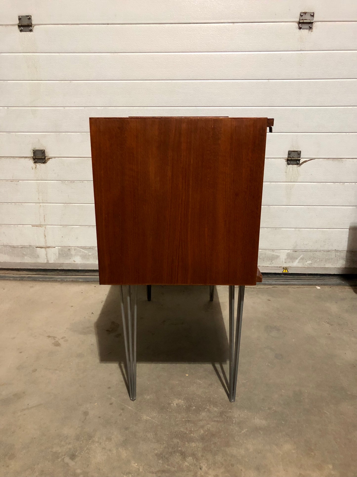 000687....Retro Teak Drinks Cabinet