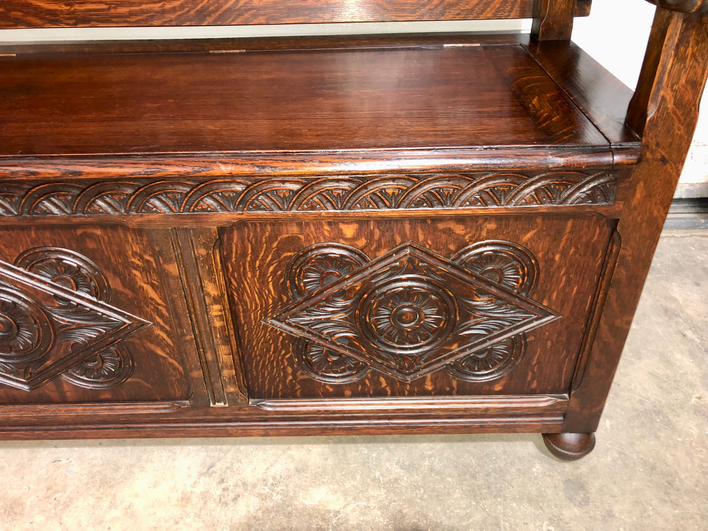 000699....Handsome Carved Oak Monks Bench / Hall Seat ( sold )