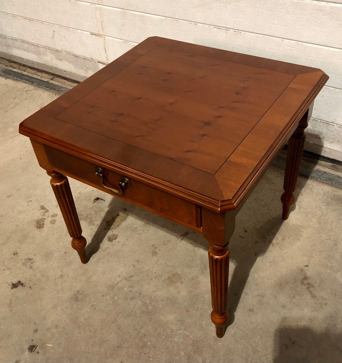 000696....Handsome Par Of Vintage Yew Lamp Tables / End Tables ( sold )