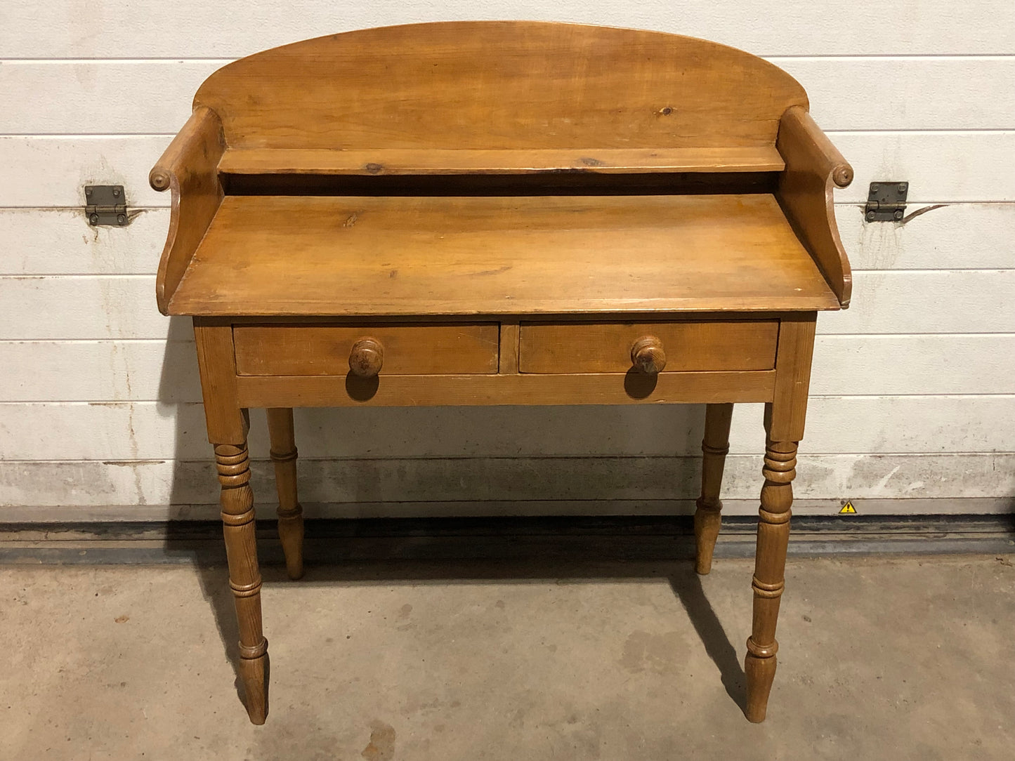 000694....Handsome Antique Pine Washstand / Desk