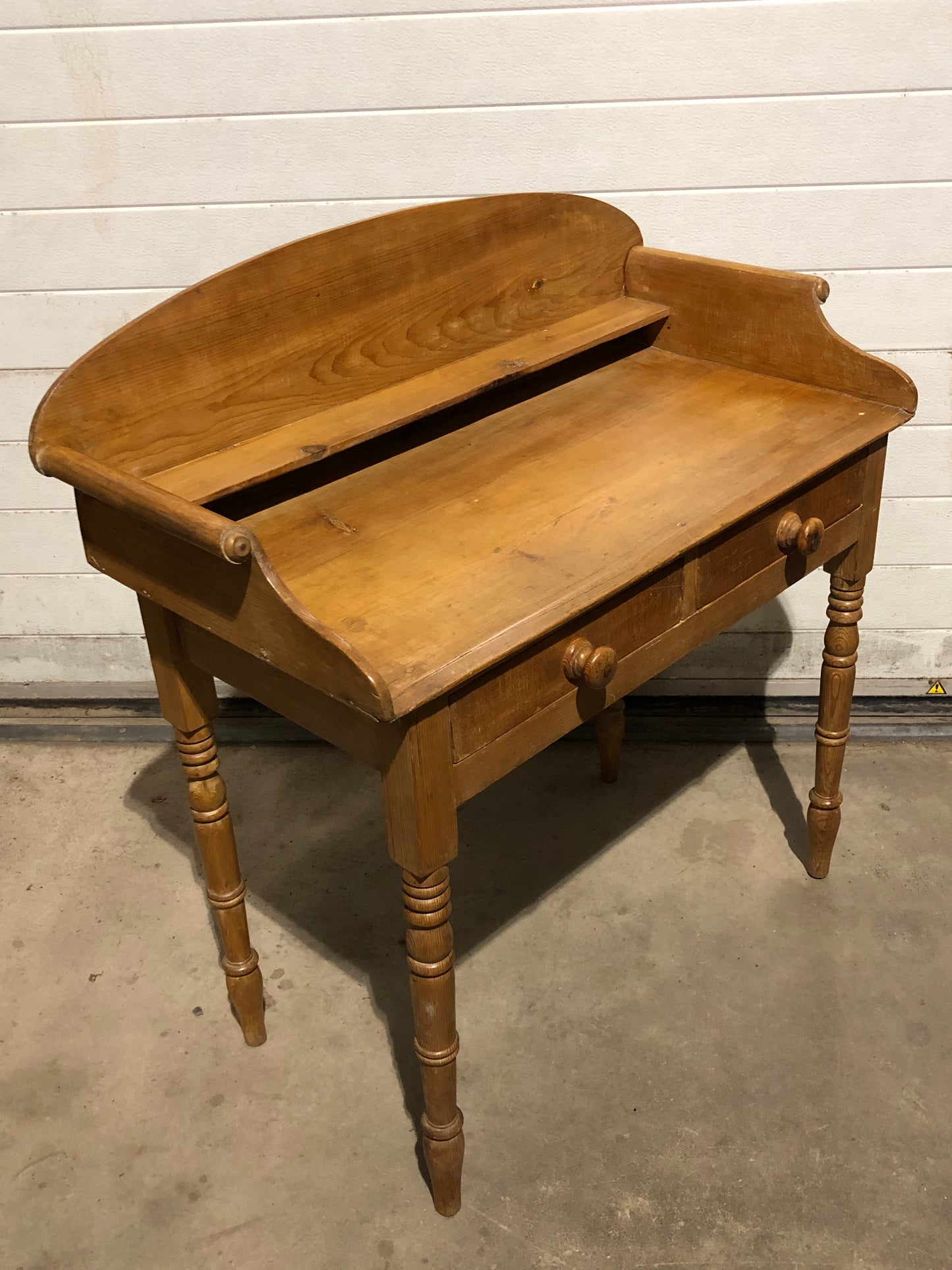 000694....Handsome Antique Pine Washstand / Desk