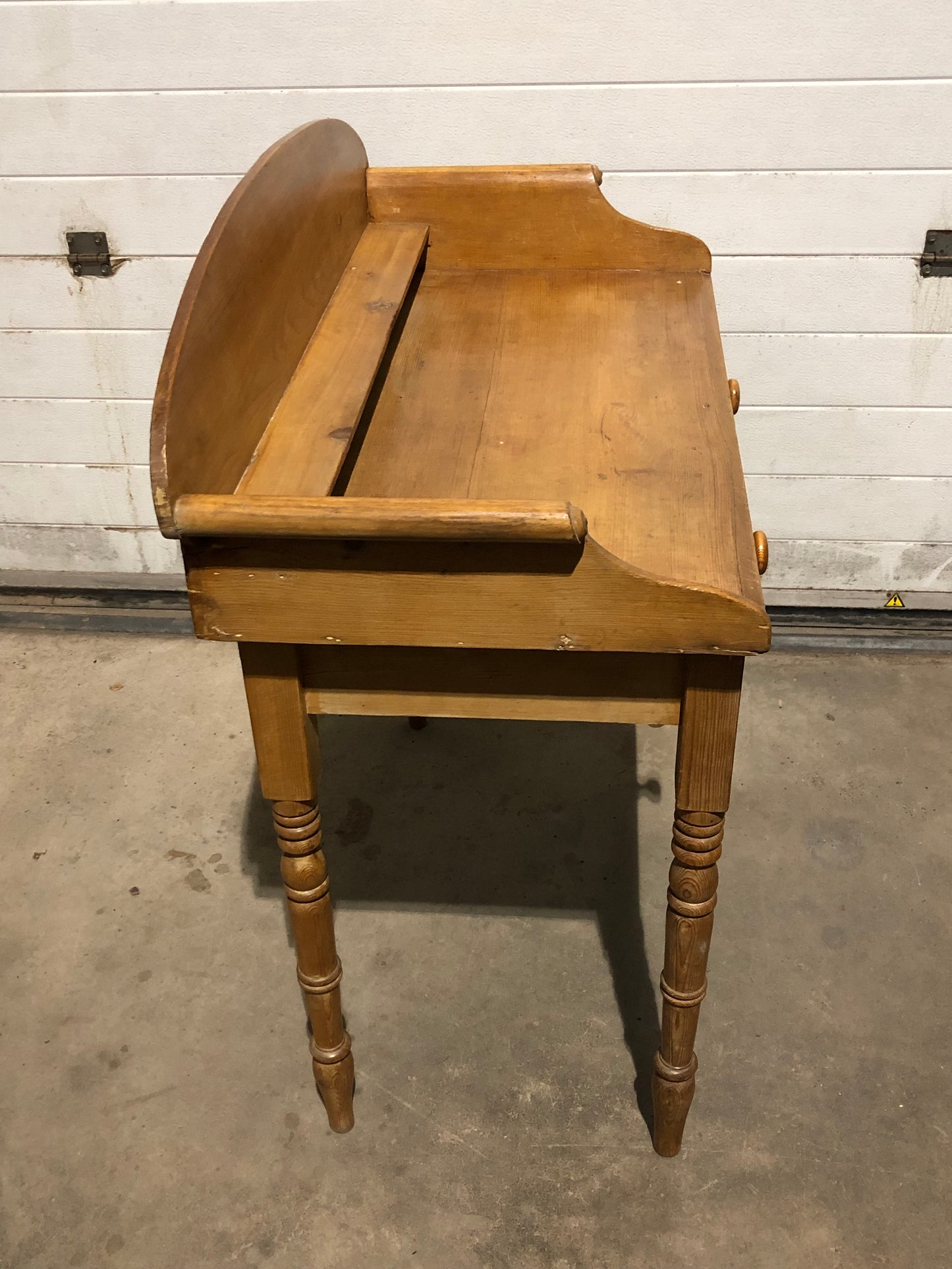 000694....Handsome Antique Pine Washstand / Desk