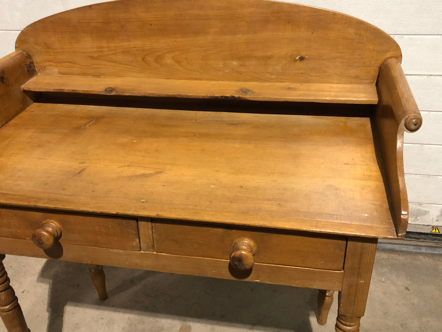 000694....Handsome Antique Pine Washstand / Desk