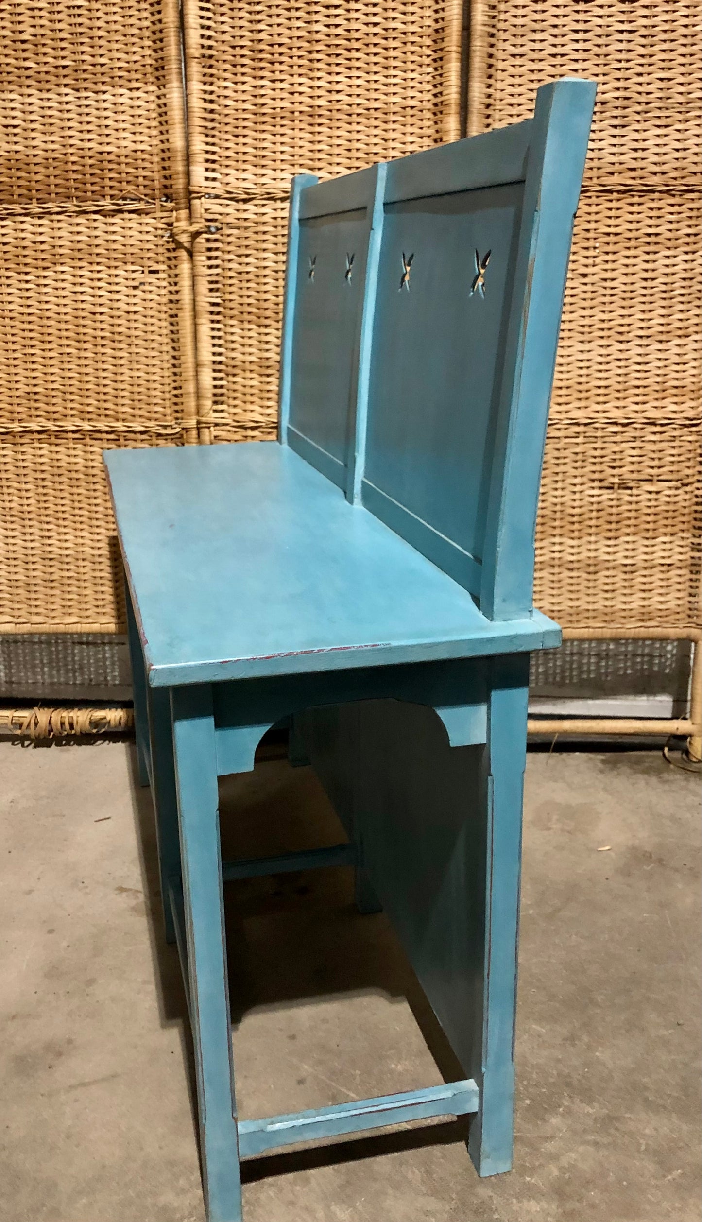 000692....Handsome Vintage Arts And Crafts Style Bench / Hall Seat ( sold )
