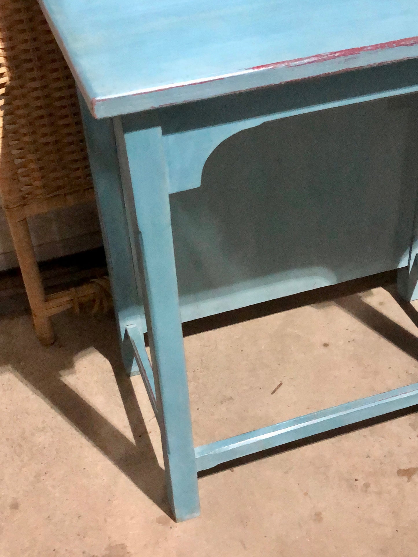 000692....Handsome Vintage Arts And Crafts Style Bench / Hall Seat ( sold )