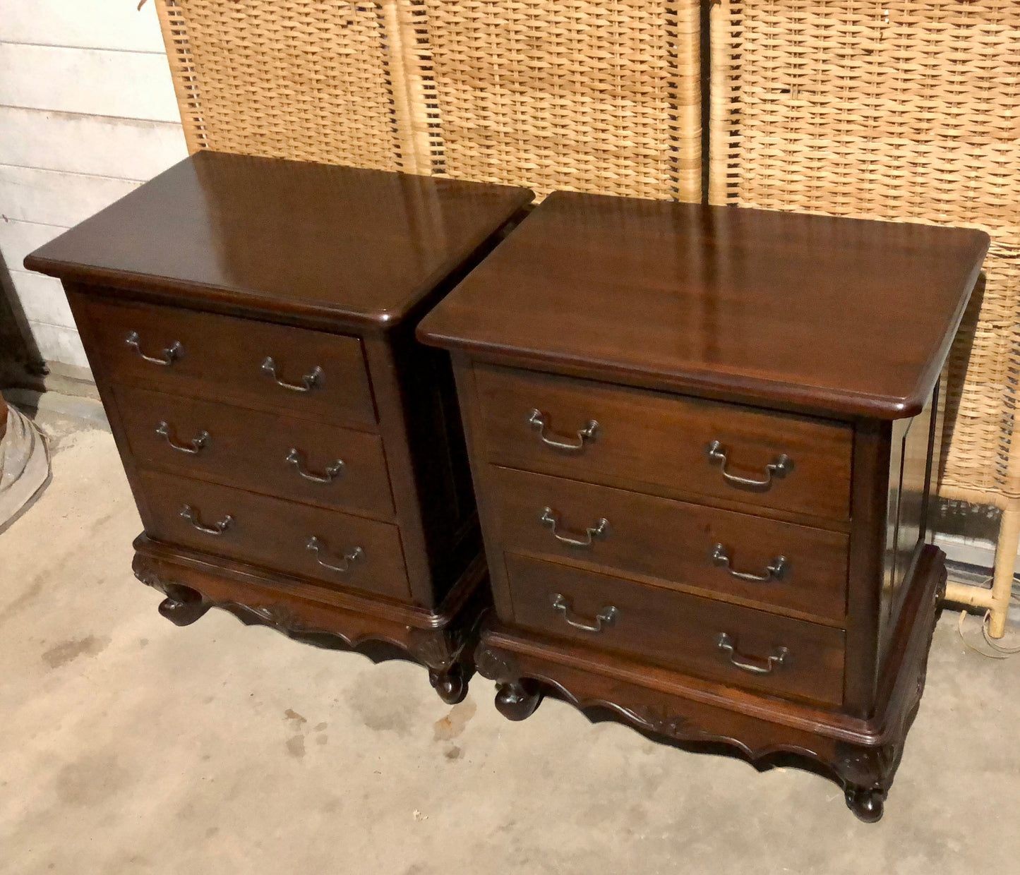000691....Handsome Pair Of Vintage Carved Mahogany Bedside Chests ( sold )