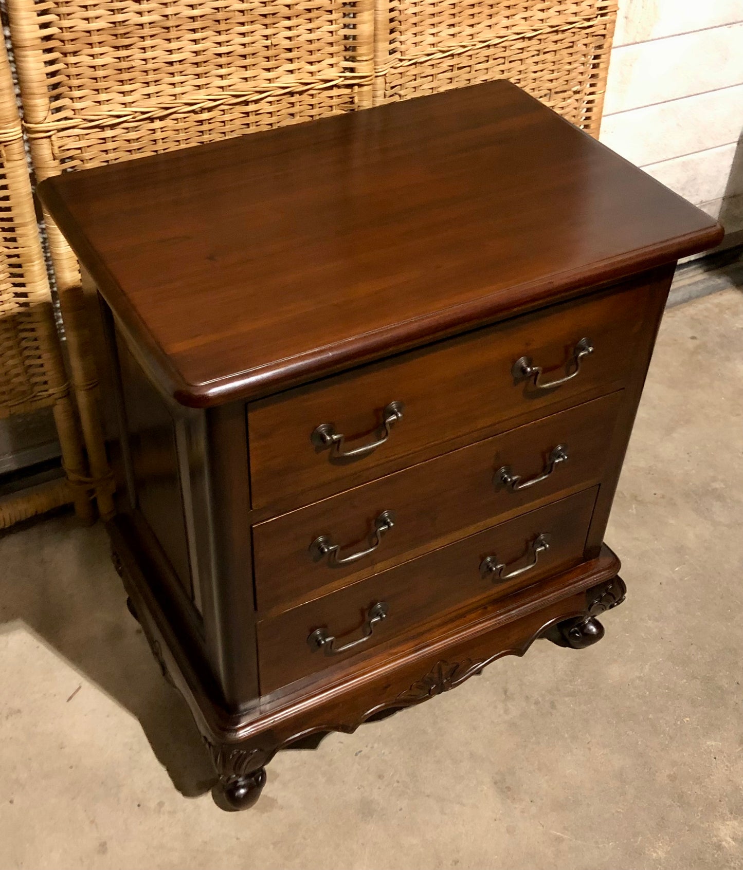 000691....Handsome Pair Of Vintage Carved Mahogany Bedside Chests ( sold )