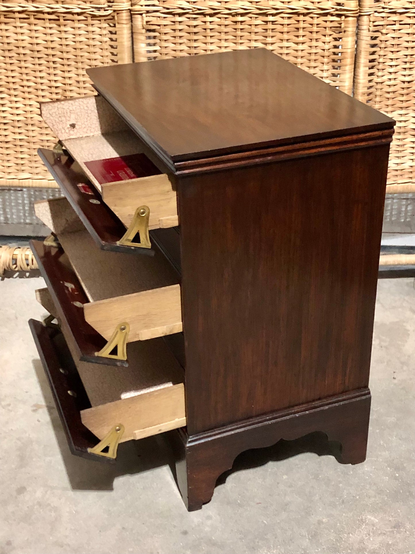 000689.... Handsome Antique Dwarf Music Cabinet / Small Music Ches