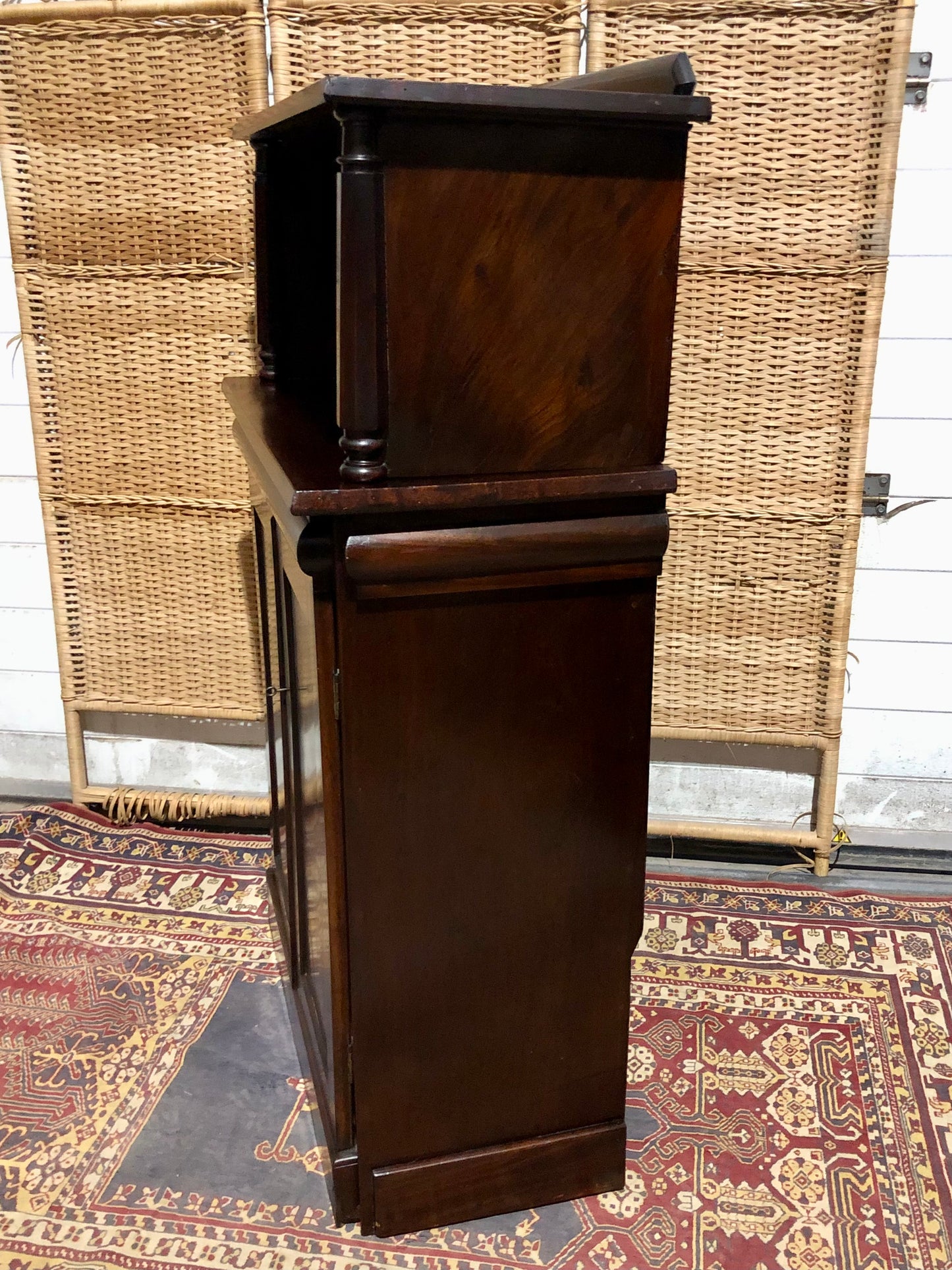 000681....Handsome Antique William IV Mahogany Chiffonier / Buffet