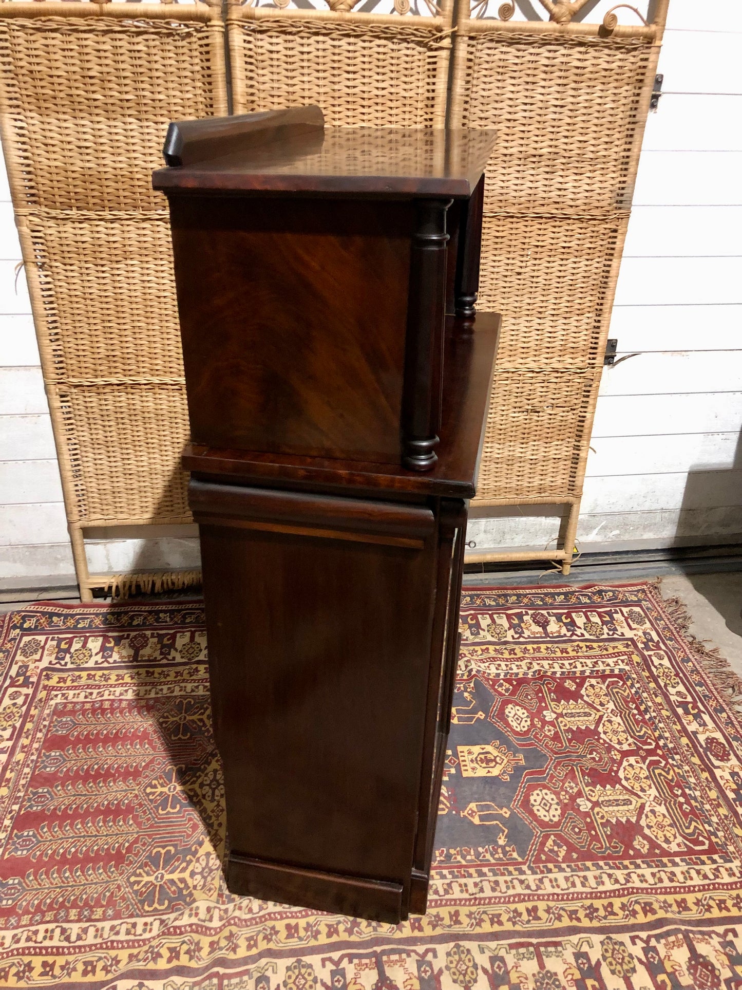000681....Handsome Antique William IV Mahogany Chiffonier / Buffet