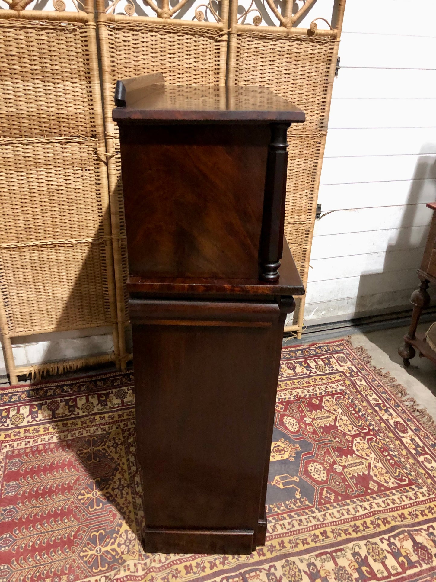 000681....Handsome Antique William IV Mahogany Chiffonier / Buffet