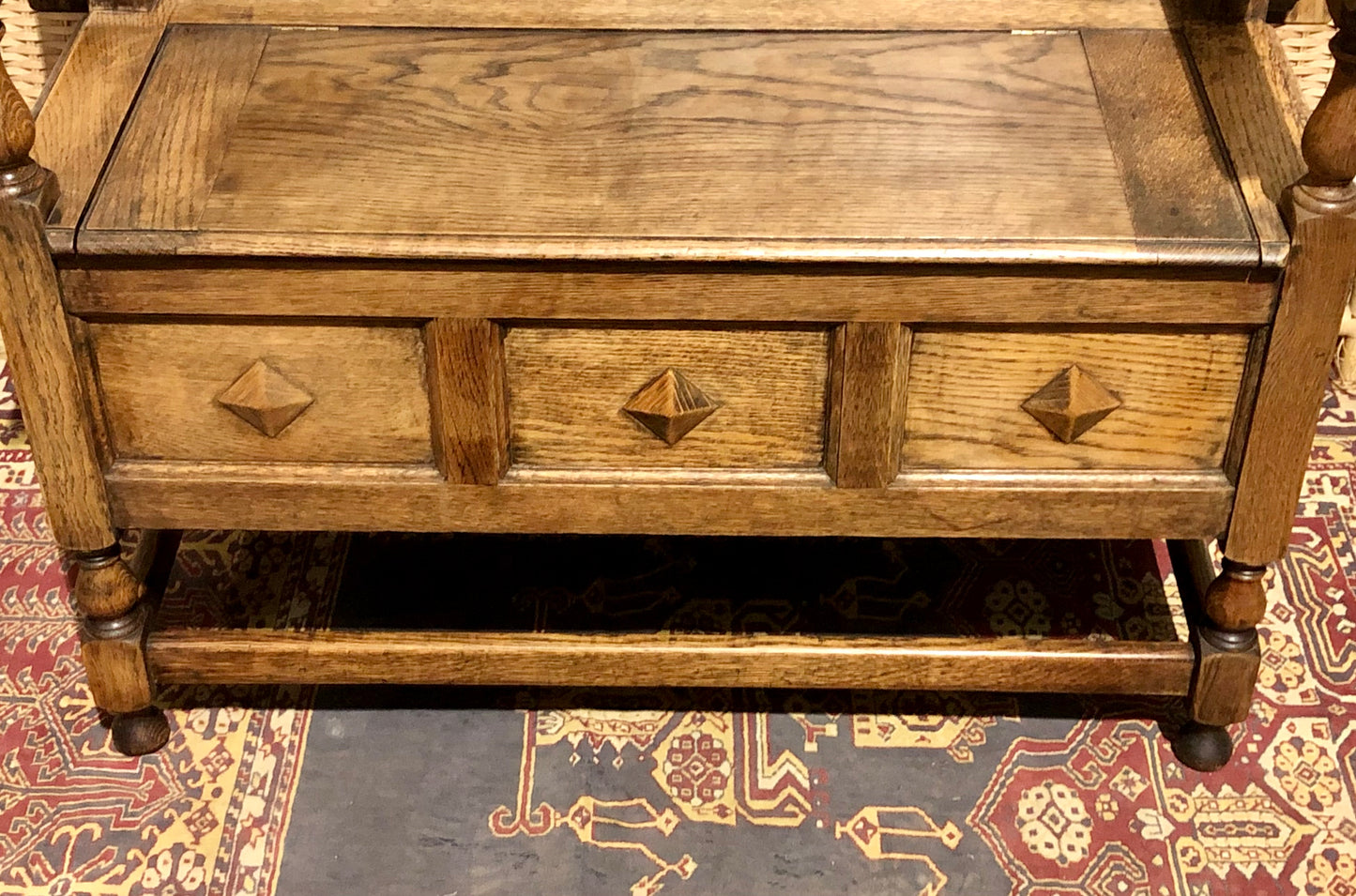 000670....Handsome Rustic Oak Monks Bench