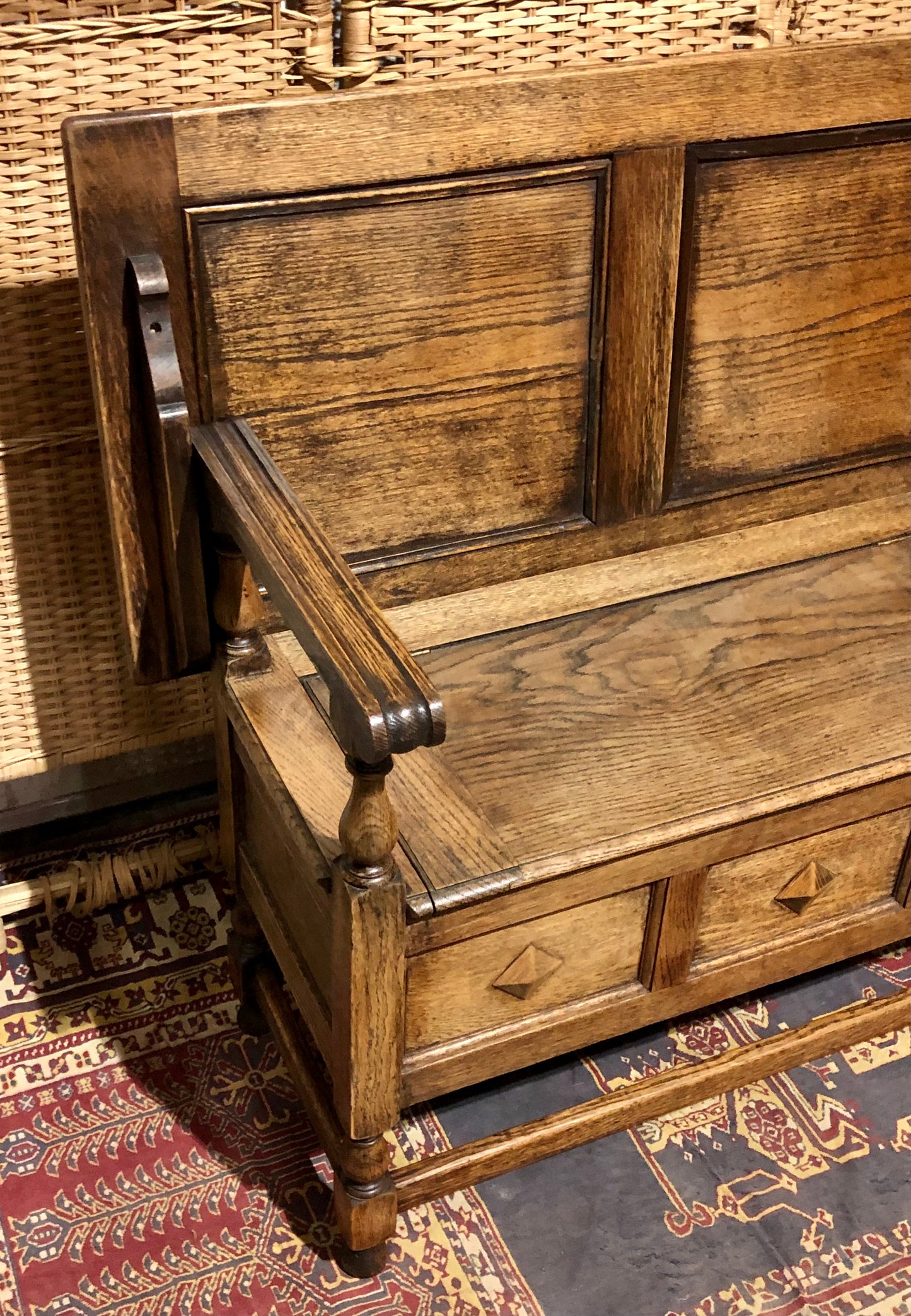 000670....Handsome Rustic Oak Monks Bench