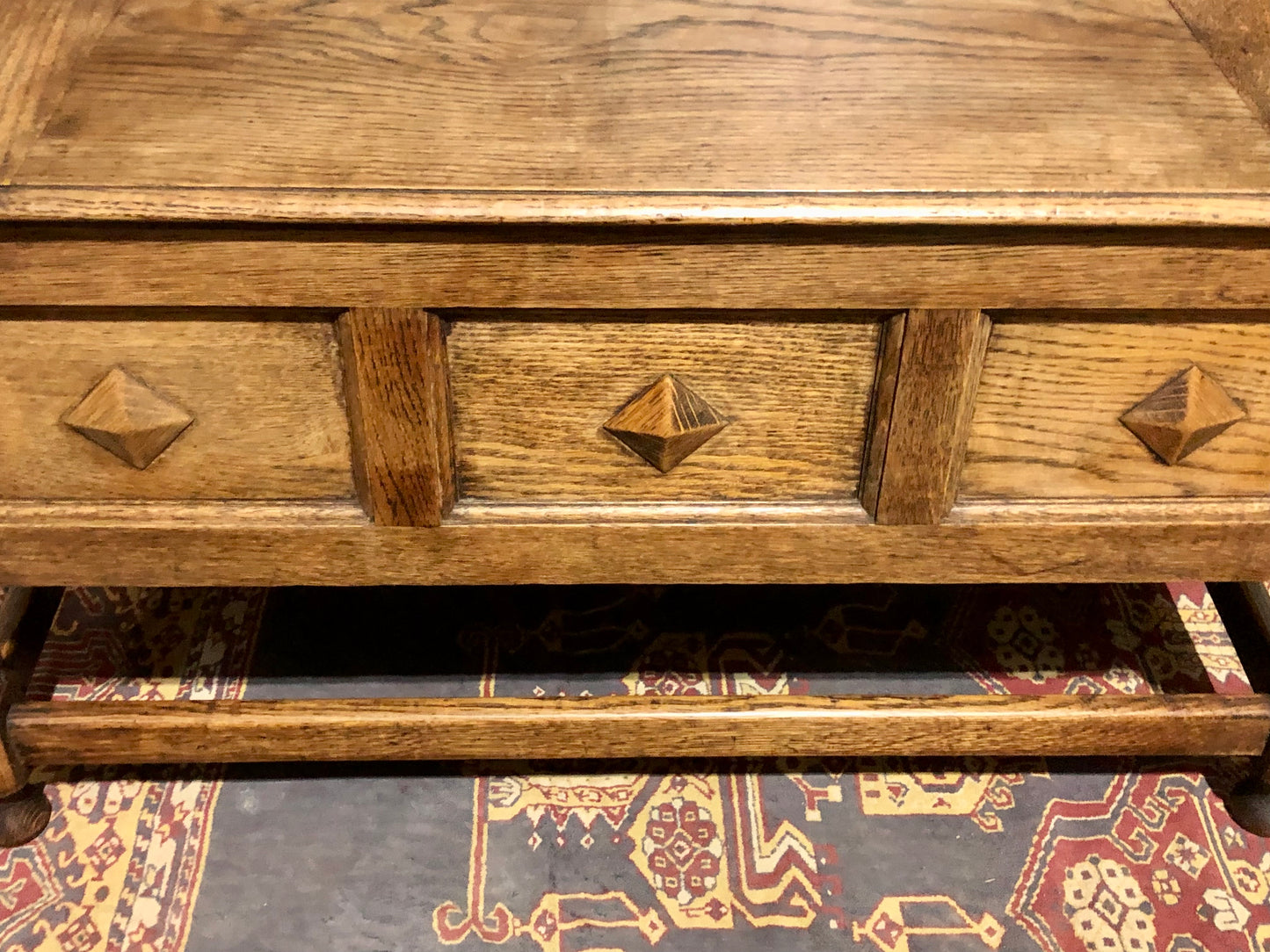 000670....Handsome Rustic Oak Monks Bench