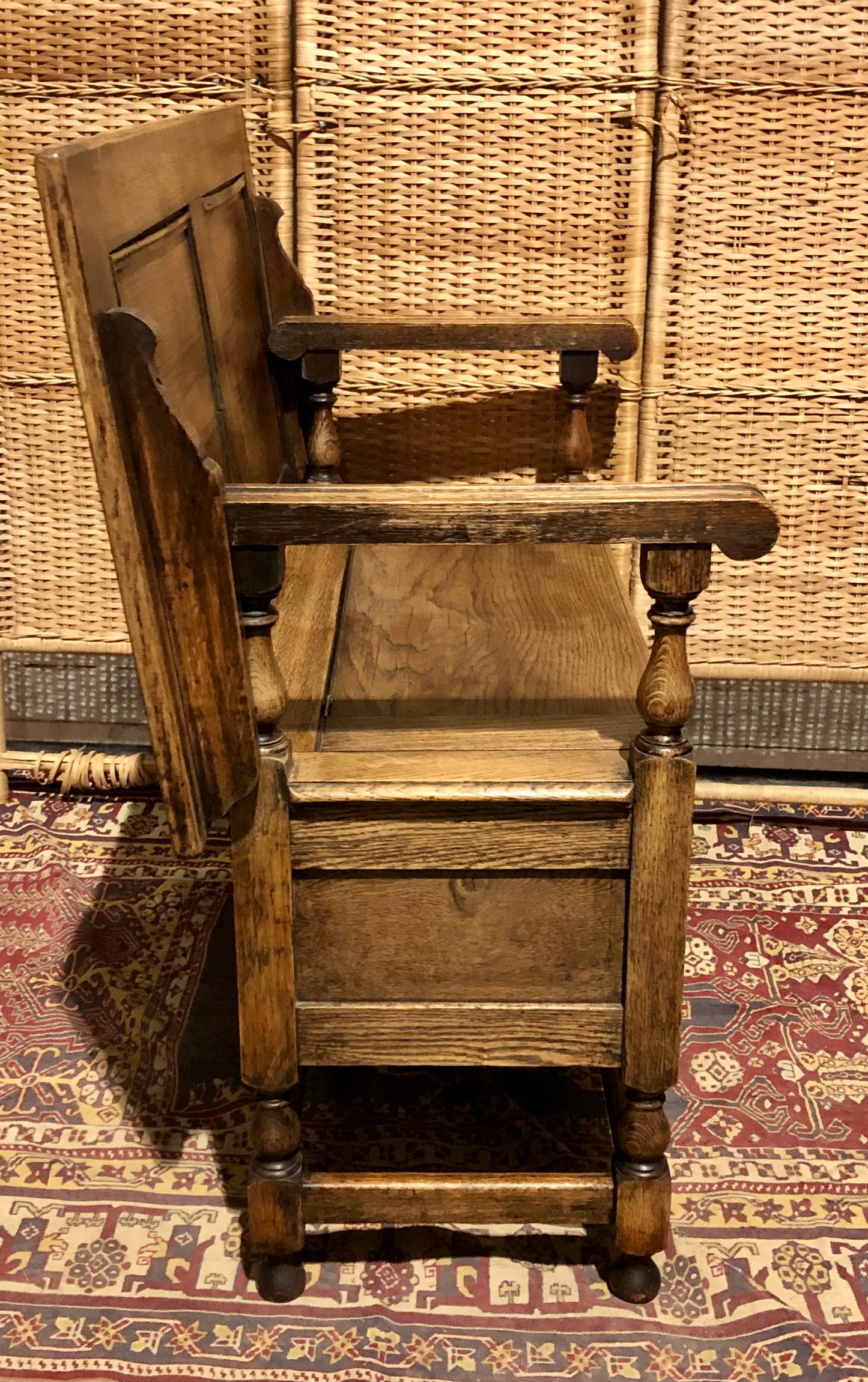 000670....Handsome Rustic Oak Monks Bench