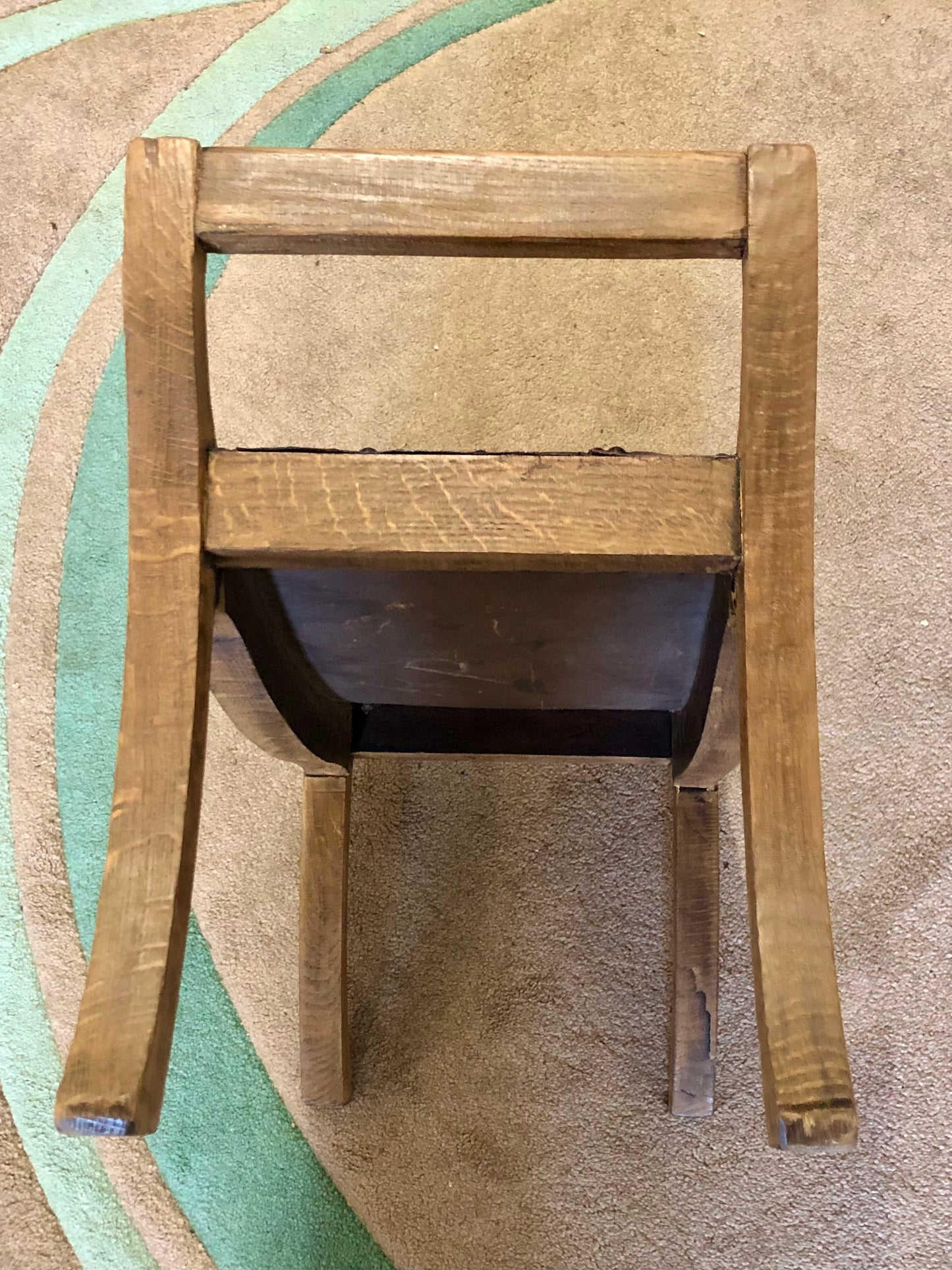 000673....Handsome Rare Arts And Crafts Oak Stool