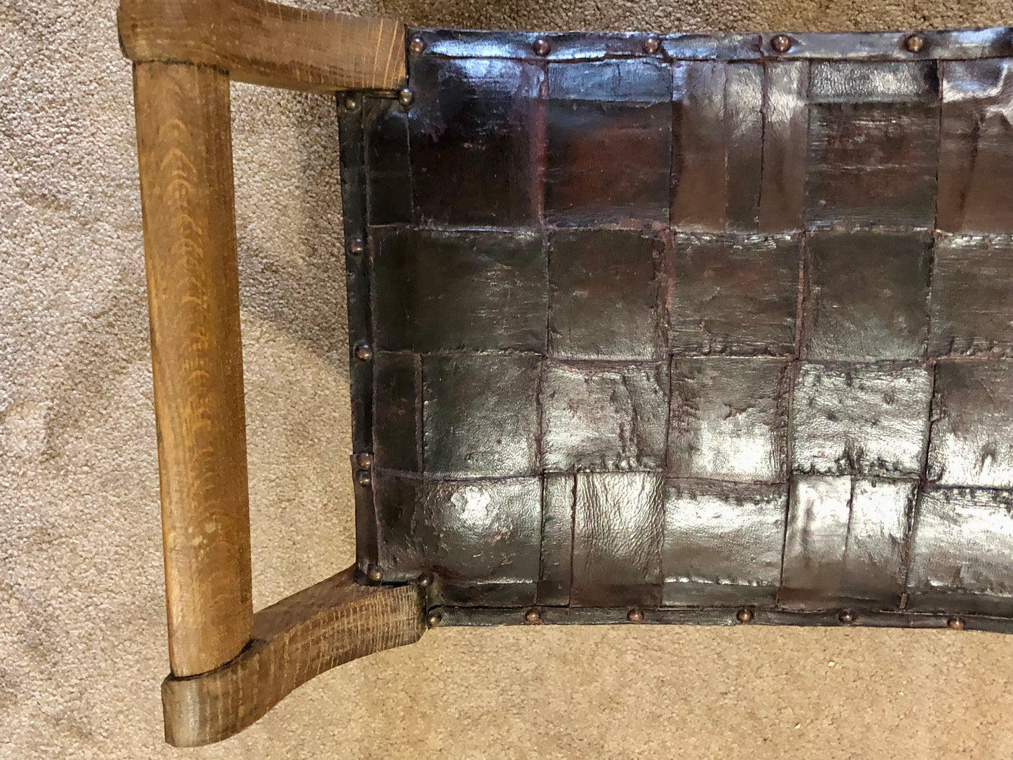 000673....Handsome Rare Arts And Crafts Oak Stool