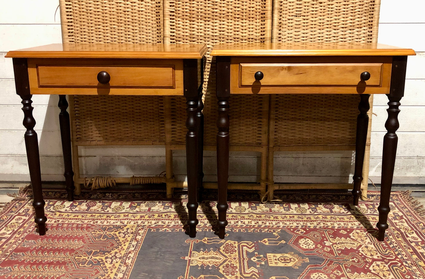 000671....Handsome Pair Of Vintage Bedside Tables Or Lamp Tables