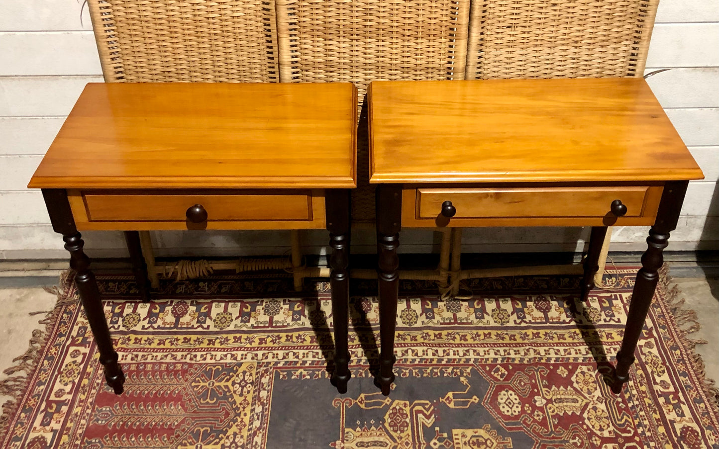 000671....Handsome Pair Of Vintage Bedside Tables Or Lamp Tables