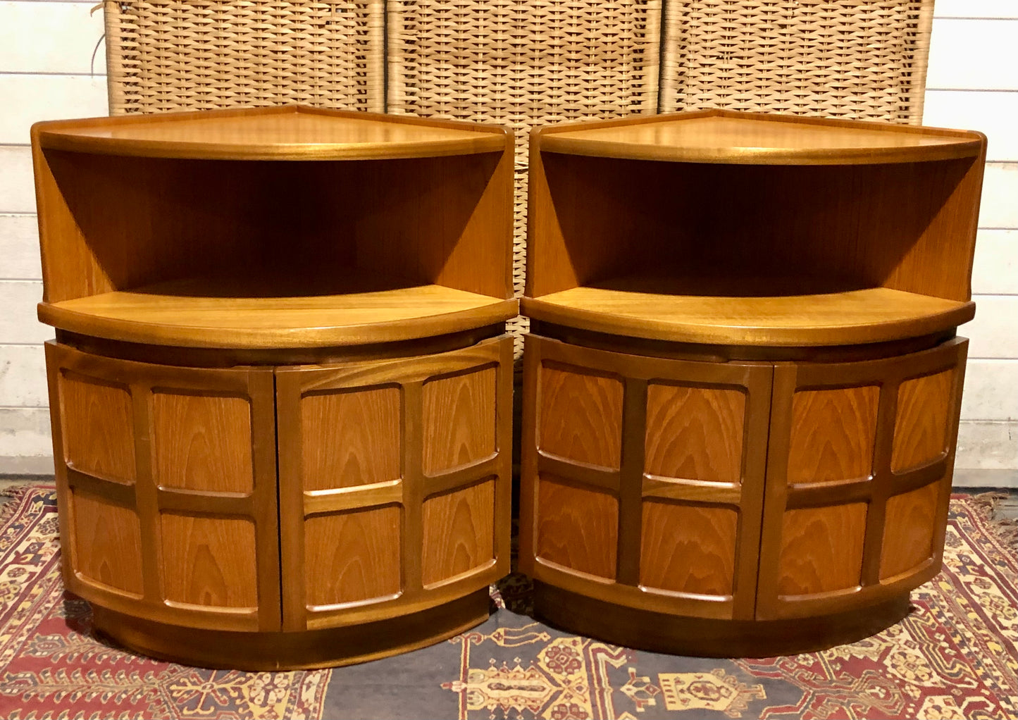 000664.... A Handsome Pair Of Retro Teak Corner Cabinets By Nathan
