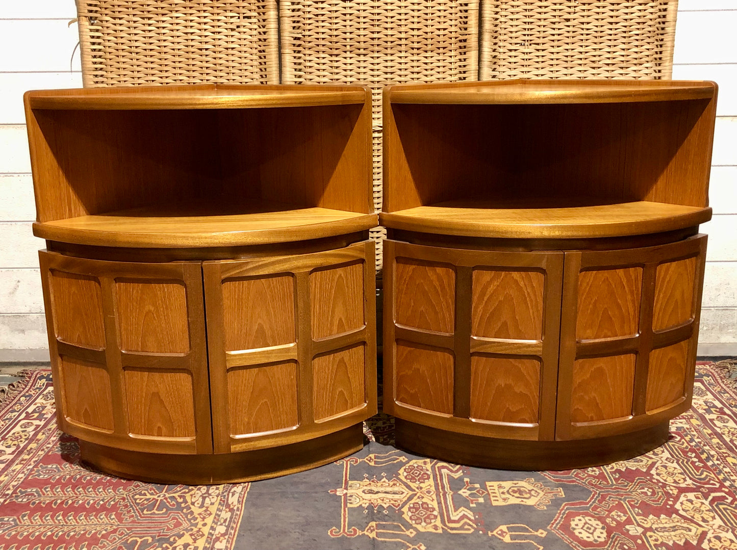 000664.... A Handsome Pair Of Retro Teak Corner Cabinets By Nathan