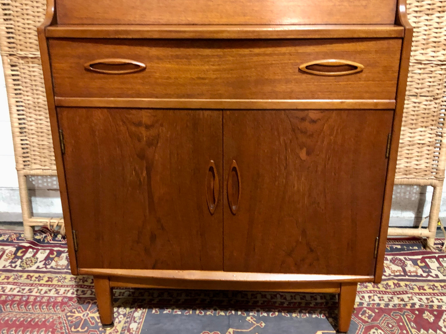 000654....Handsome Teak Mid Century Retro Bureau