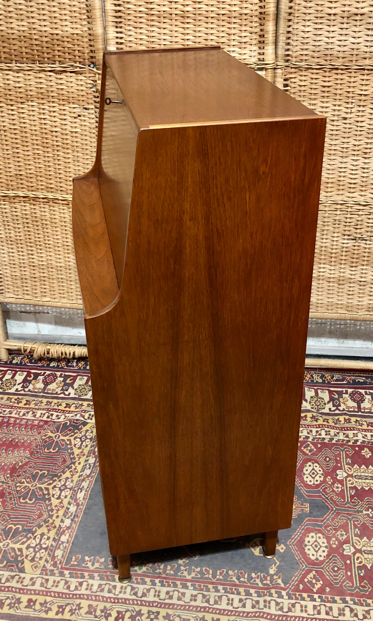 000654....Handsome Teak Mid Century Retro Bureau