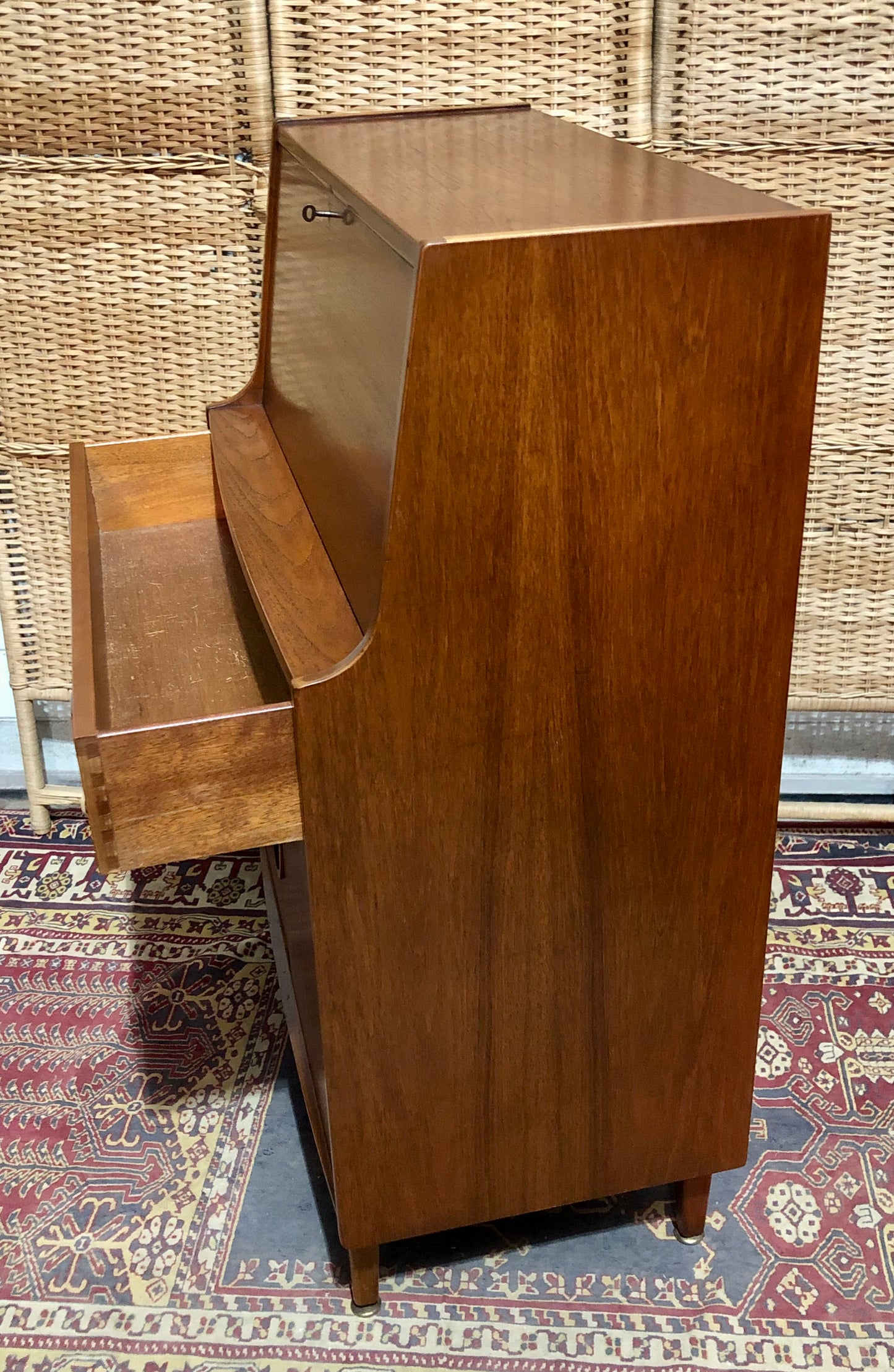 000654....Handsome Teak Mid Century Retro Bureau