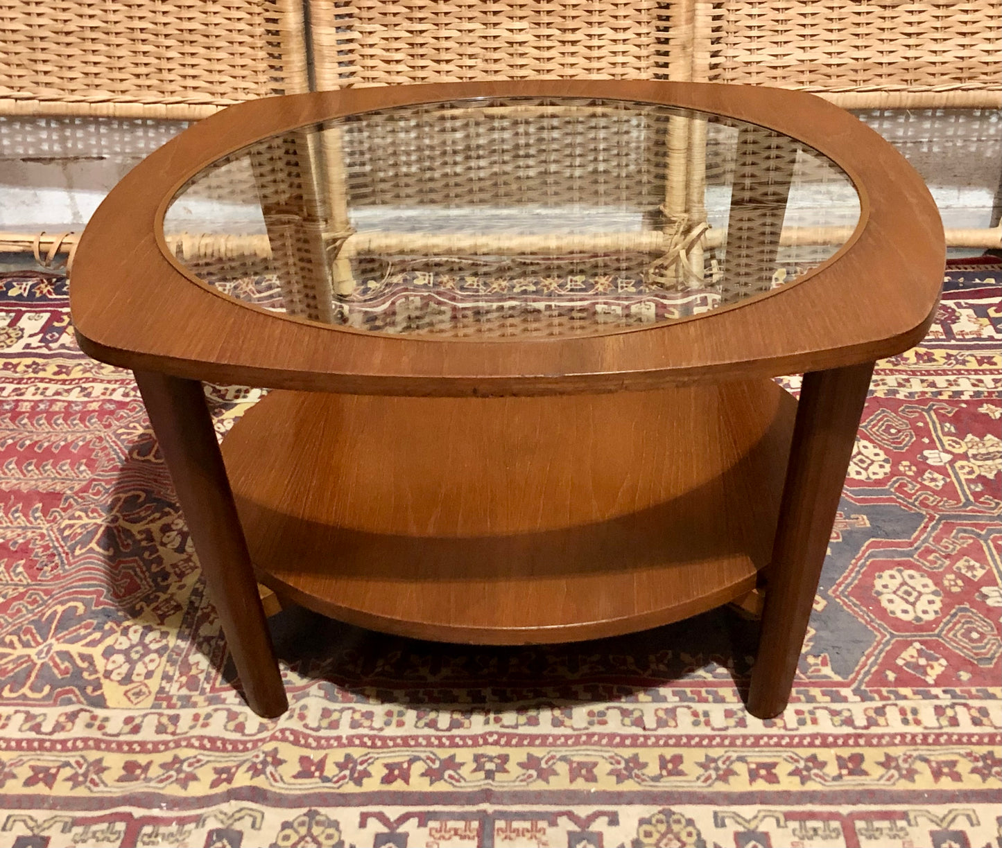 000653....Handsome Mid Century Retro Teak Coffee Table