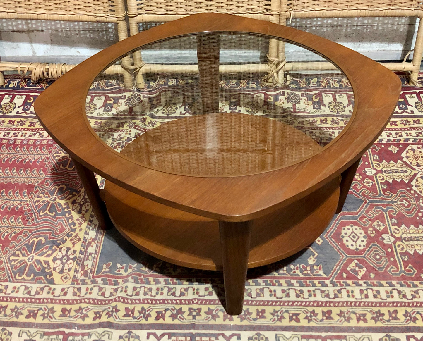 000653....Handsome Mid Century Retro Teak Coffee Table