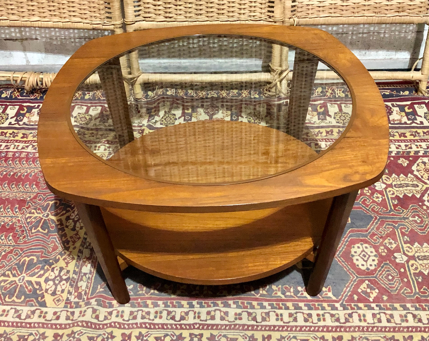 000653....Handsome Mid Century Retro Teak Coffee Table