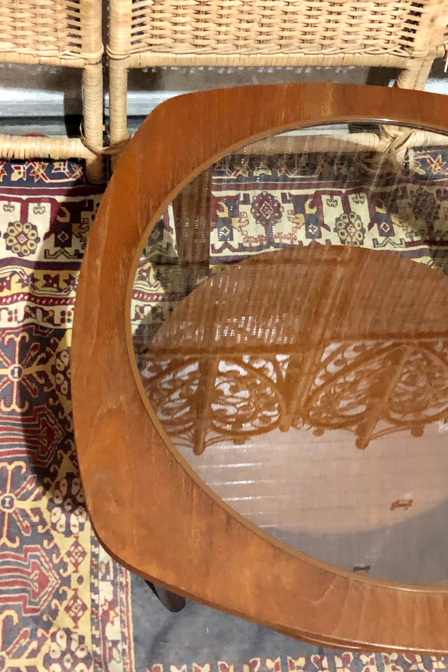 000653....Handsome Mid Century Retro Teak Coffee Table