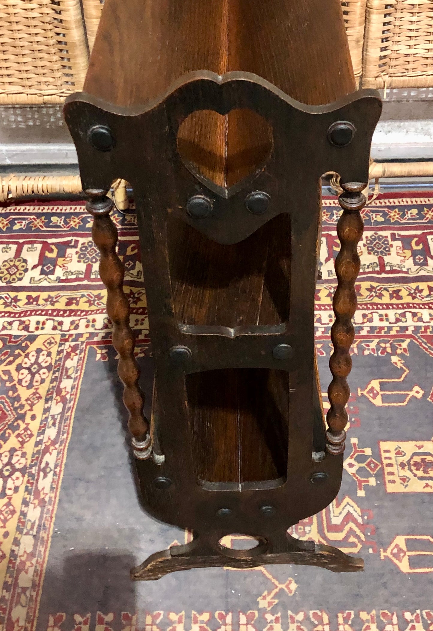 000652....Handsome Vintage Oak Book Trough / Bookshelves