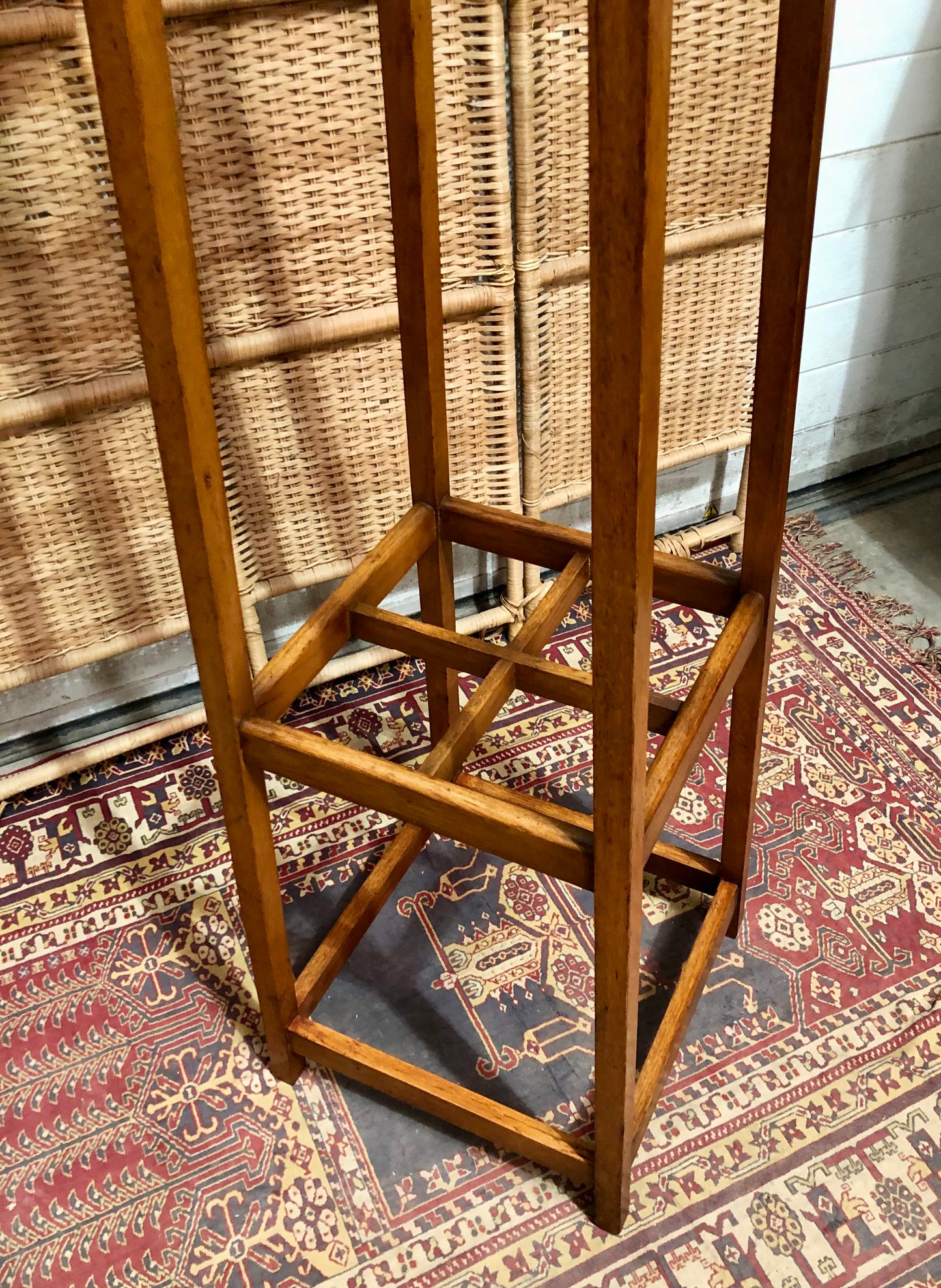 000648....Handsome Vintage Oak Arts And Crafts Hall Stand