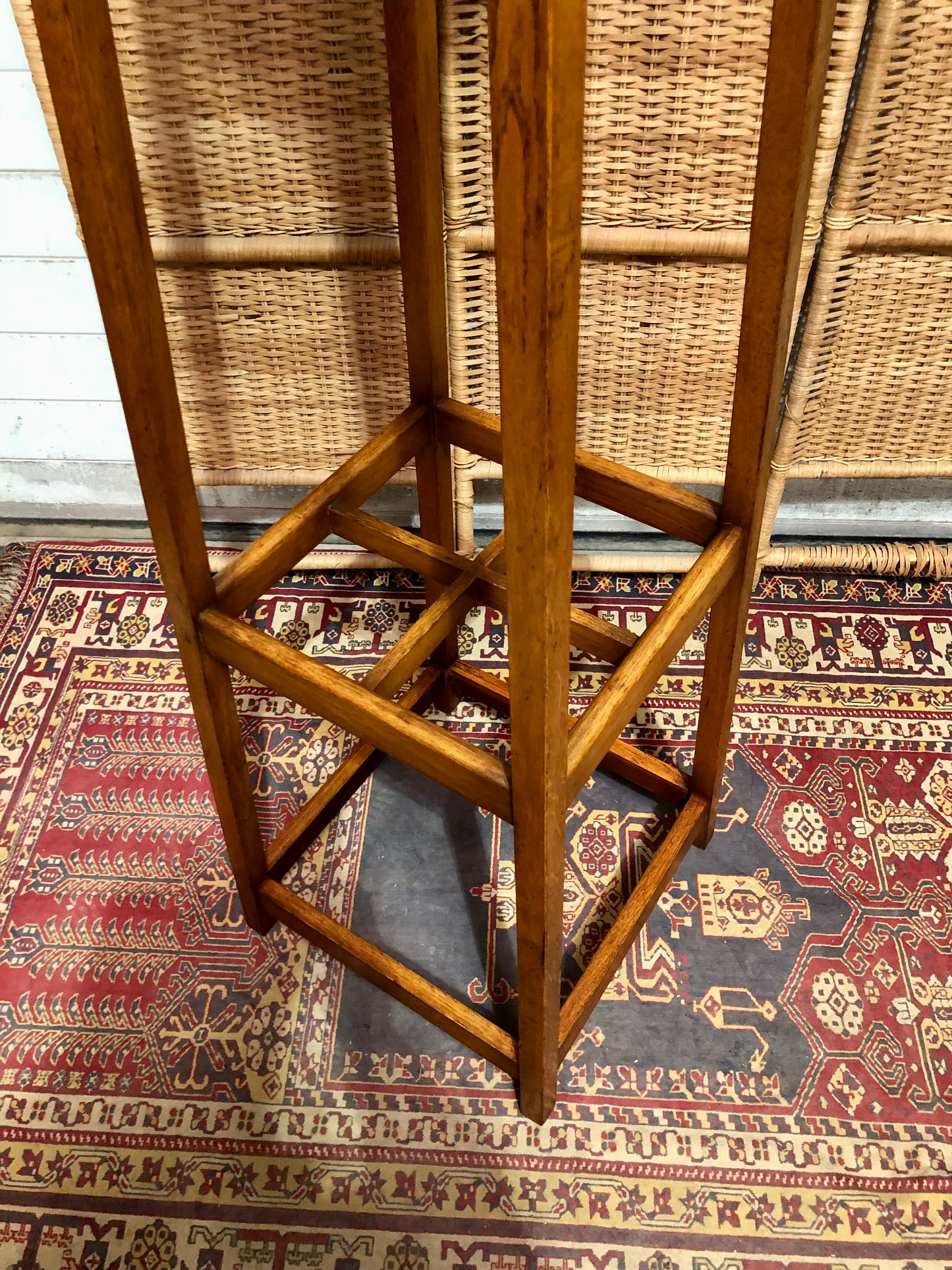 000648....Handsome Vintage Oak Arts And Crafts Hall Stand